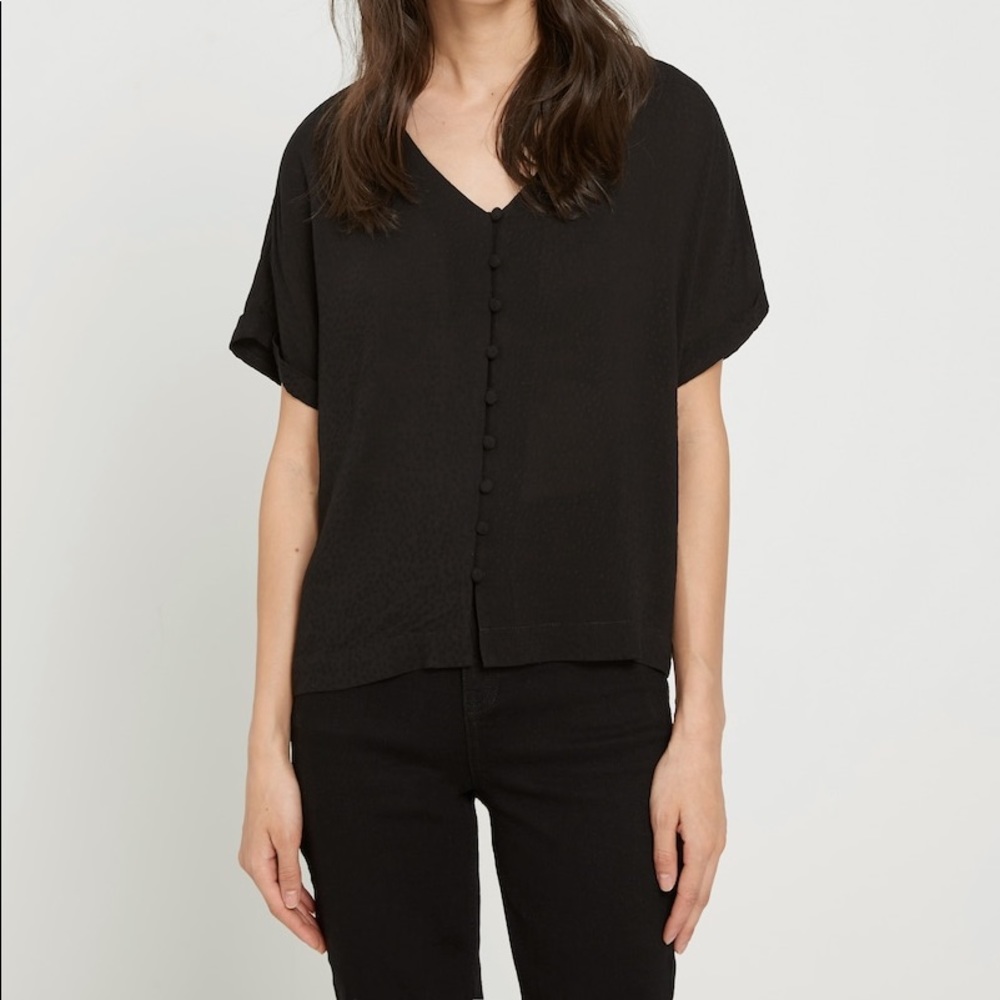 Button-Down Loose Blouse in Black